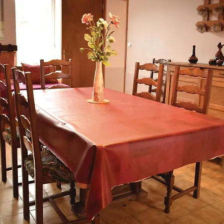 2 Bedroom Beautiful In Geffosses