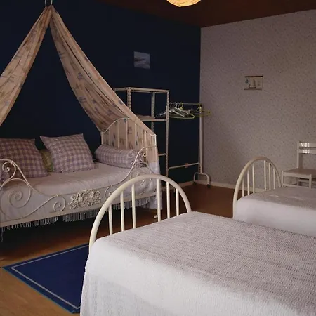 2 Bedroom Beautiful In *